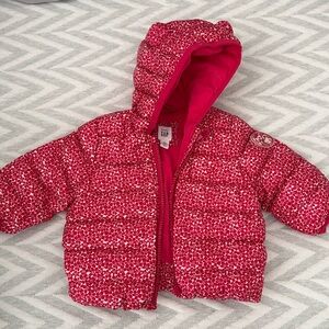 Baby Gap puffer coat 0-6 months EUC